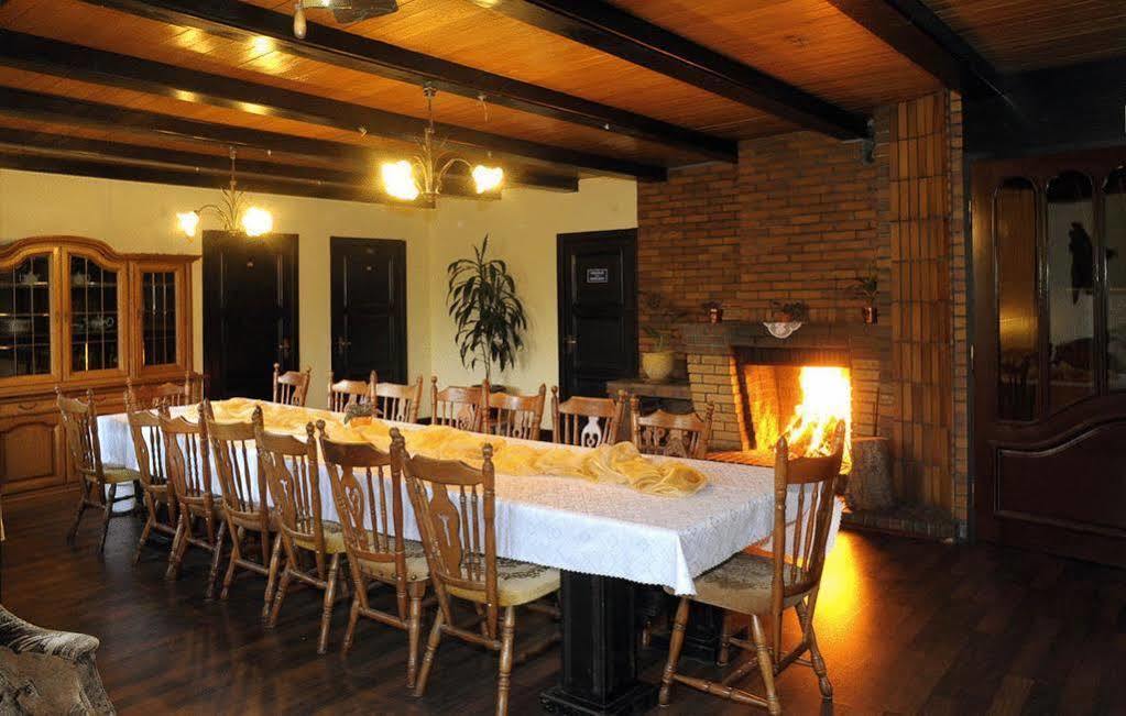Dworek Staropolski Hotel *