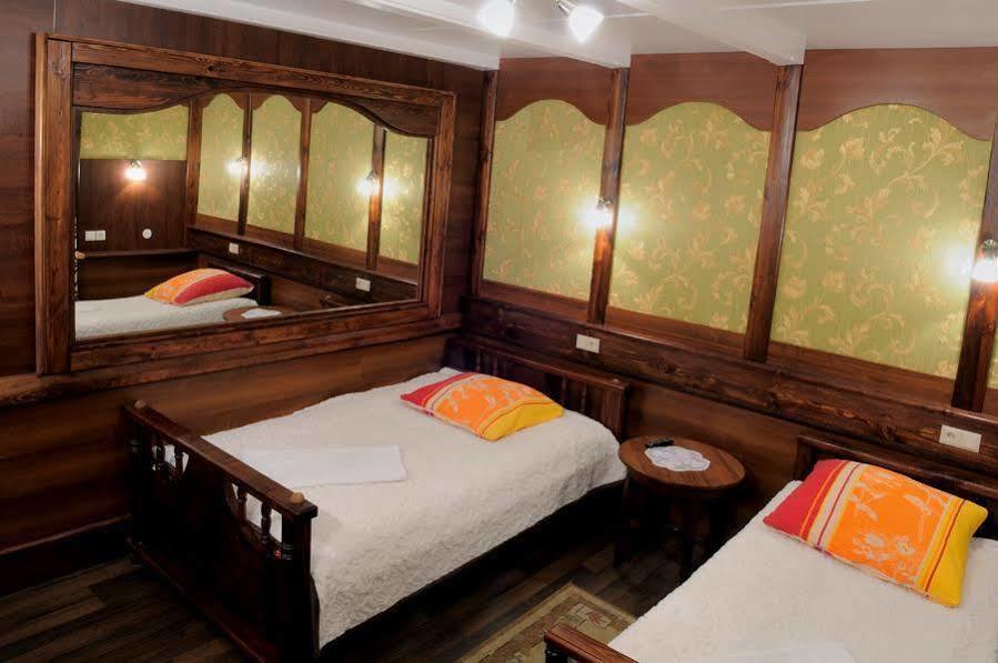 Hotel Dworek Staropolski Poznan